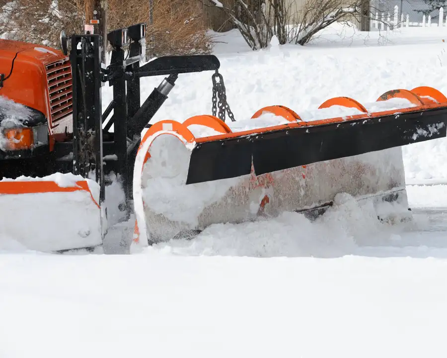 Kresse Tree Wurxx - Commercial Snow Removal in Springfield, IL